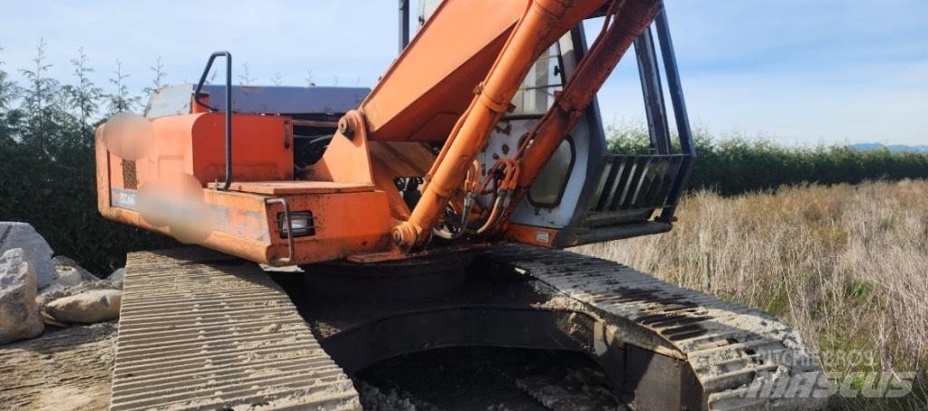 Hitachi EX 200 LC Raupenbagger