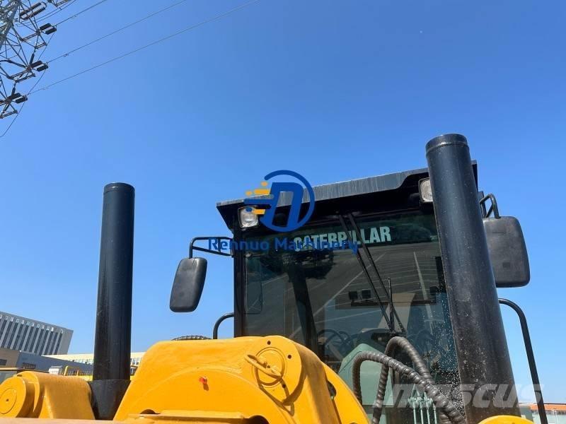 CAT 140H Grader