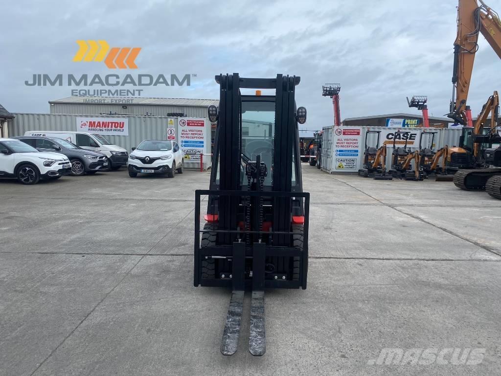 Manitou MI 25 D Diesel Stapler