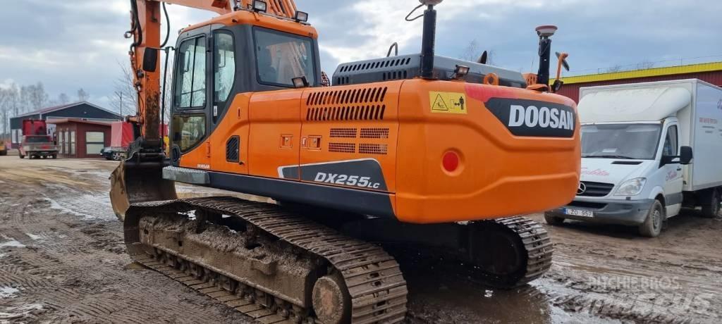 Doosan DX 255 LC-3 Raupenbagger