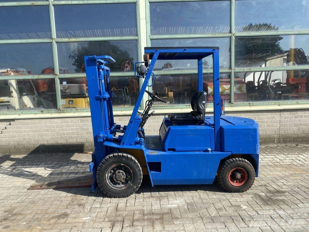 Komatsu FD 28-10 Diesel Stapler