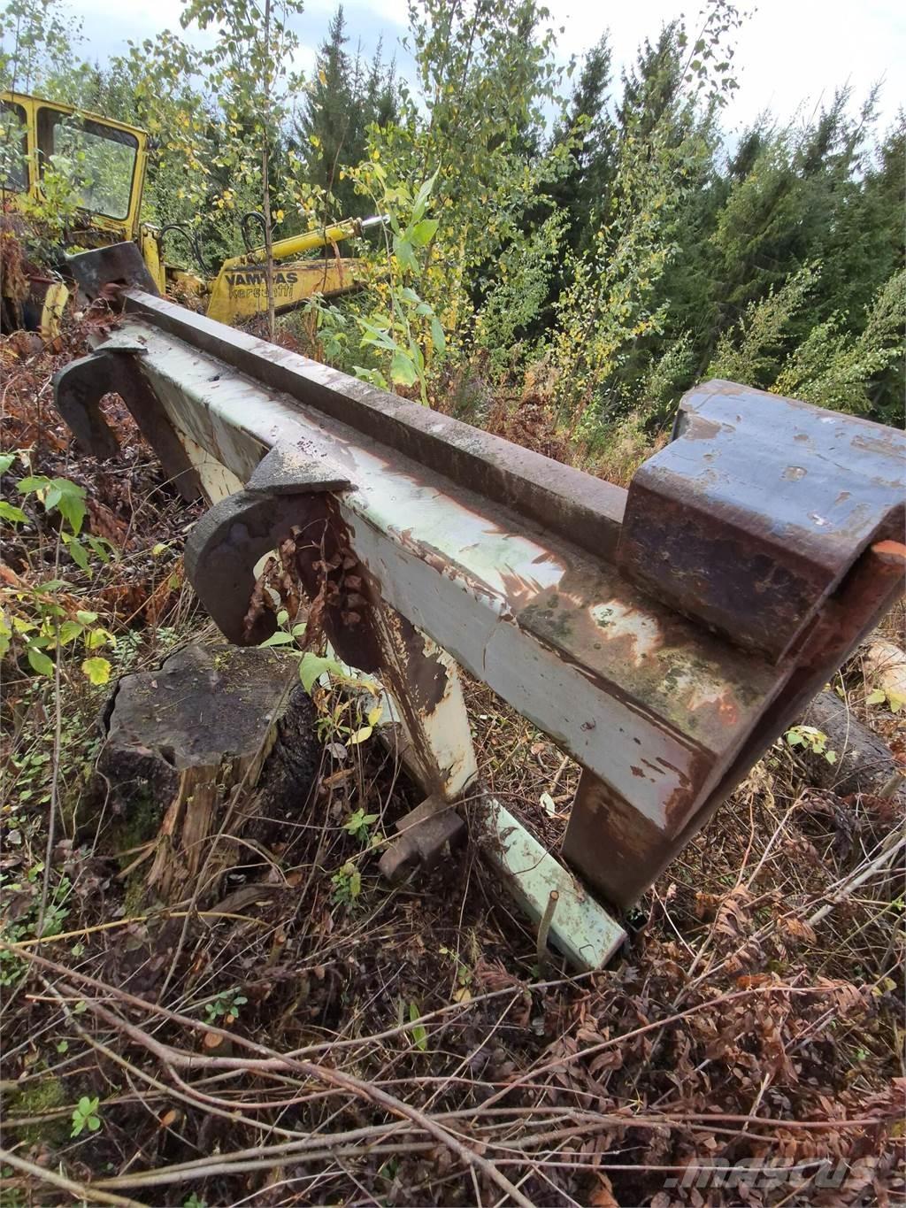 Volvo trukkipiikit Gabeln