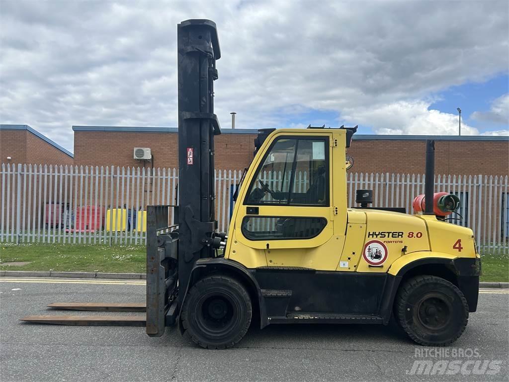 Hyster H8.0FT9 Gas Stapler