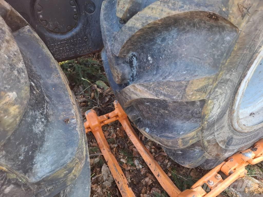 Komatsu 931.1 Harvester