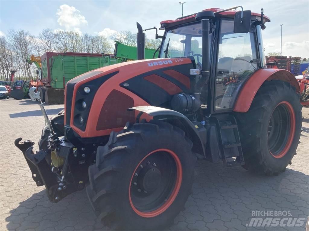 Ursus C-3150 Traktoren