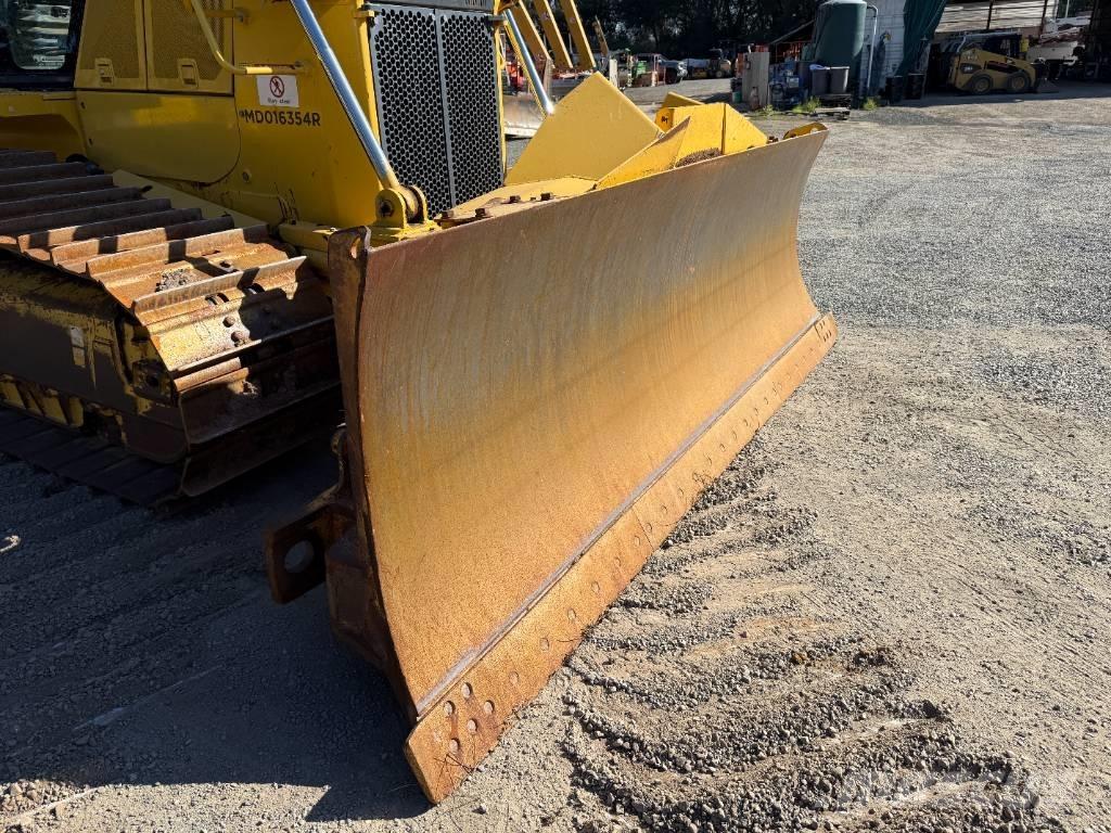 Komatsu D65PX-18 Bulldozer
