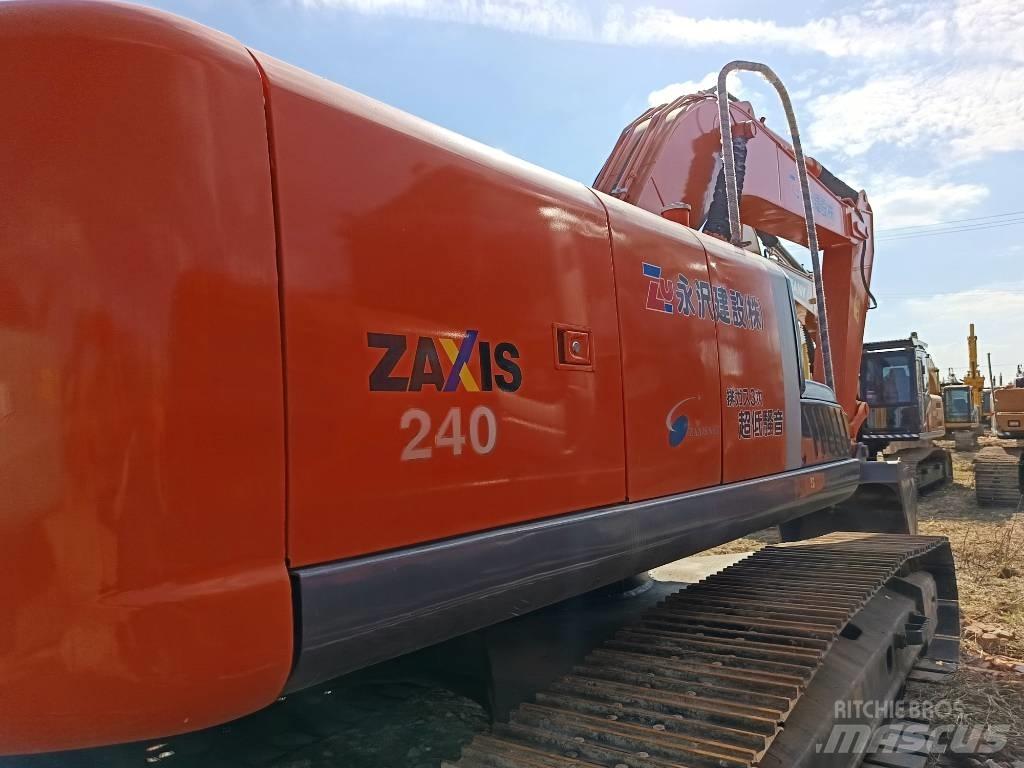 Hitachi ZX240 Raupenbagger
