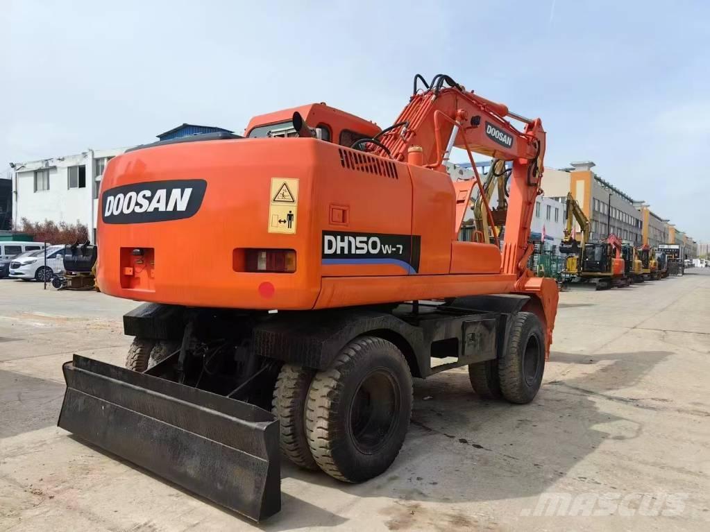 Doosan DH 150 Mobilbagger