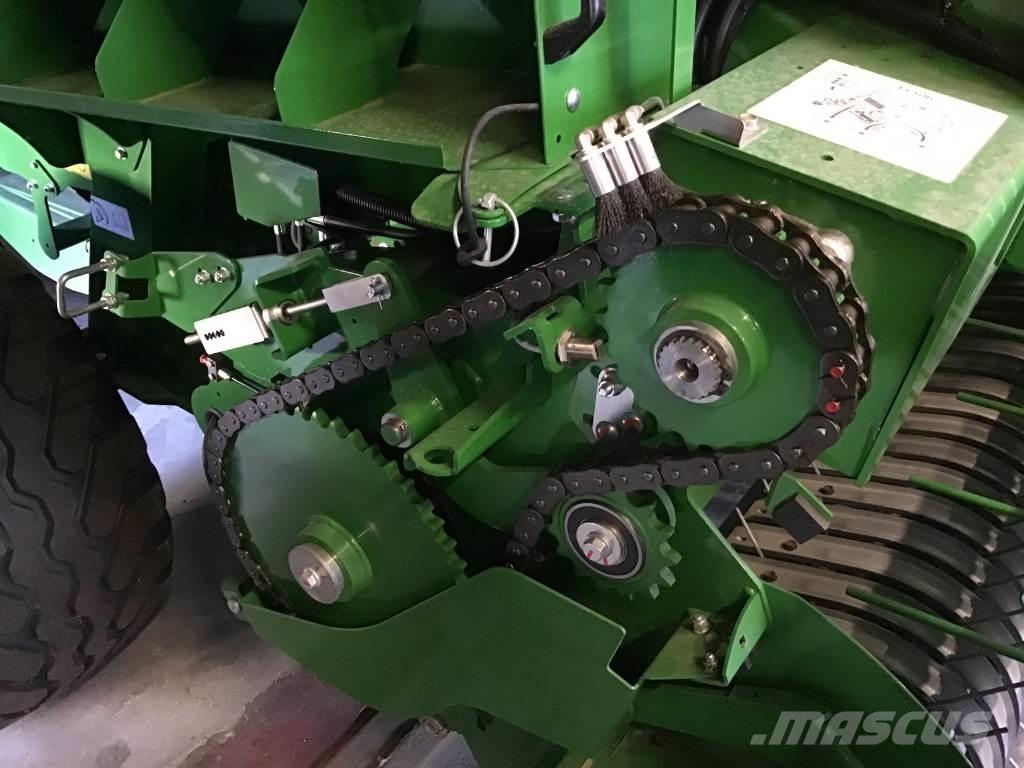 John Deere V461M Rundballenpressen