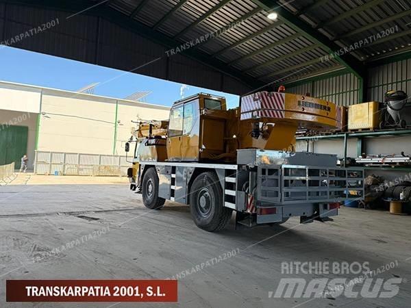 Liebherr LTM 1030-2 All-Terrain-Krane
