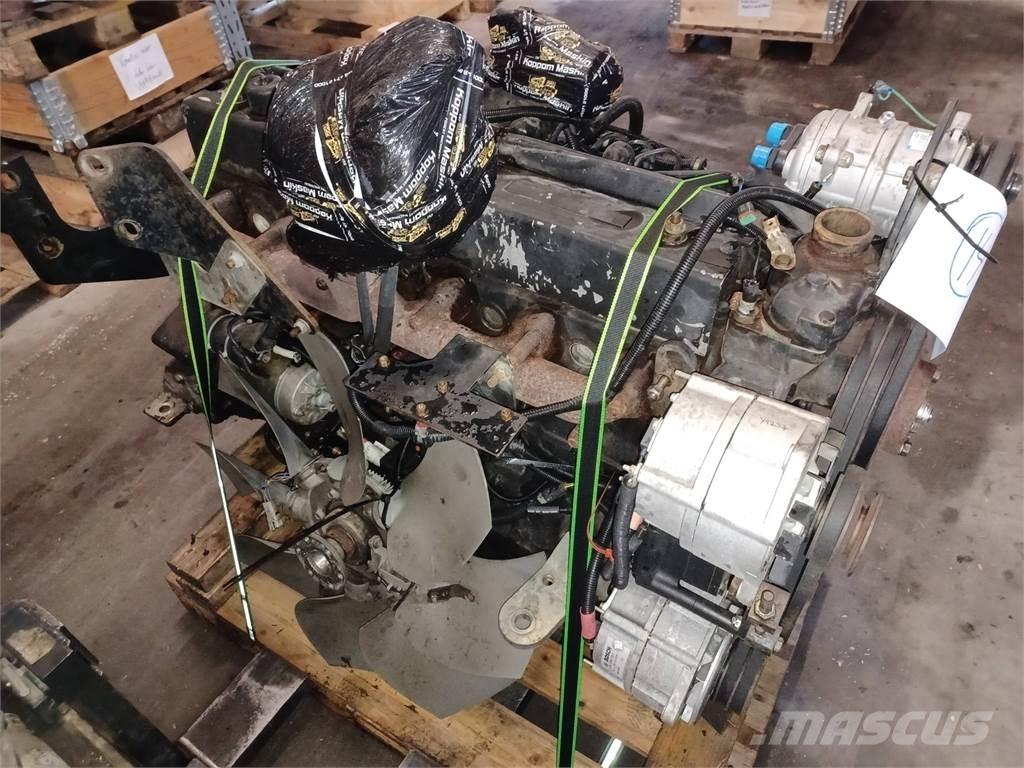 Komatsu 860.4 Motoren