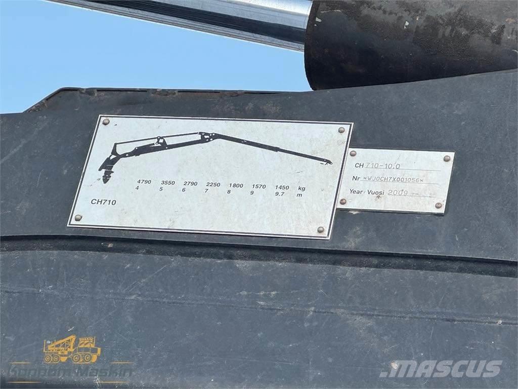 John Deere 1270E Harvester