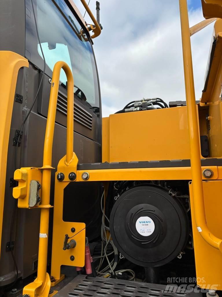 Volvo EW 180 D Mobilbagger