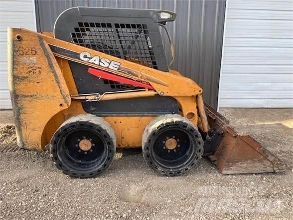 CASE 420 Kompaktlader