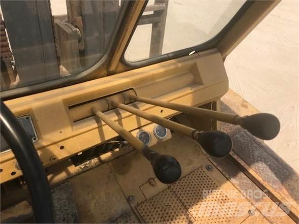 CAT V250 Diesel Stapler