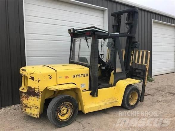 Hyster H135XL Diesel Stapler