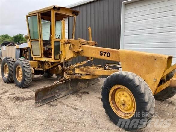 John Deere 570 Grader