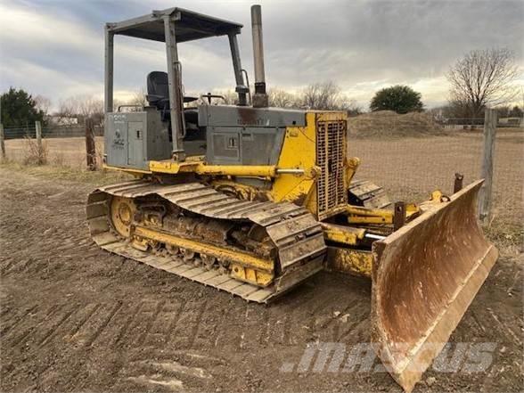 Komatsu D32P-1 Bulldozer