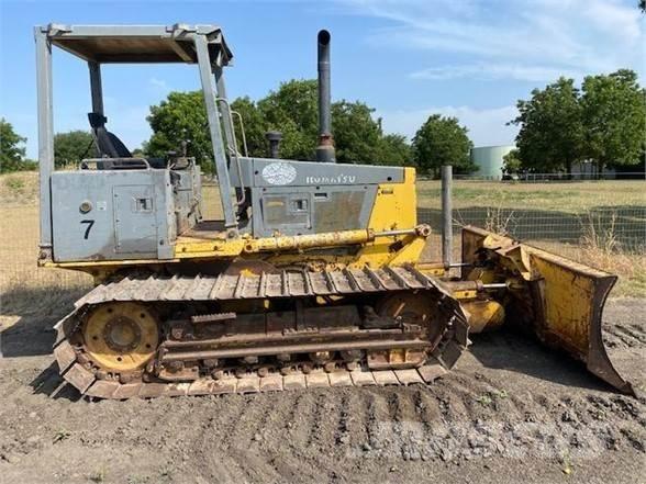 Komatsu D32P-1 Bulldozer