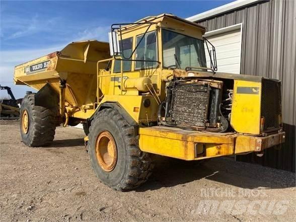 Volvo A25C Dumper - Knickgelenk