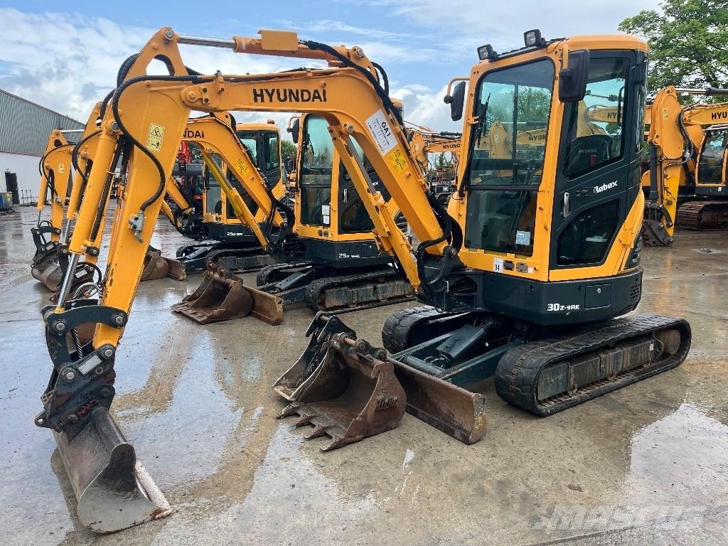 Hyundai R30 Z-9AK Minibagger < 7t