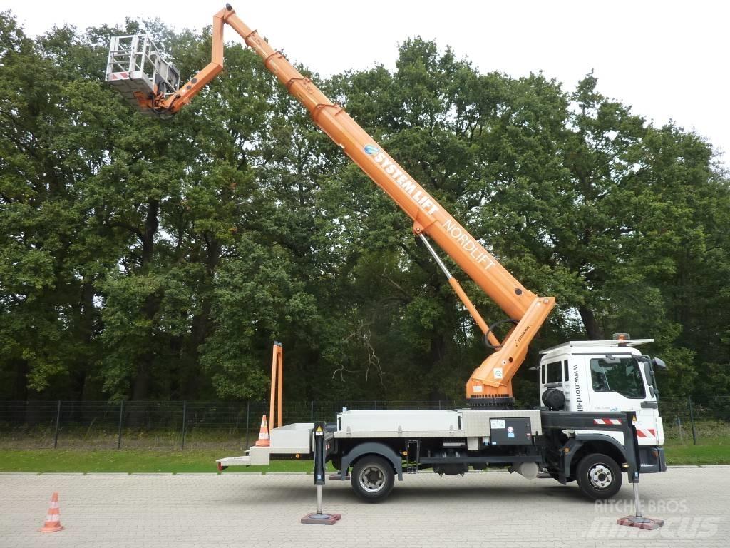 Ruthmann T 330 LKW-Arbeitsbühnen