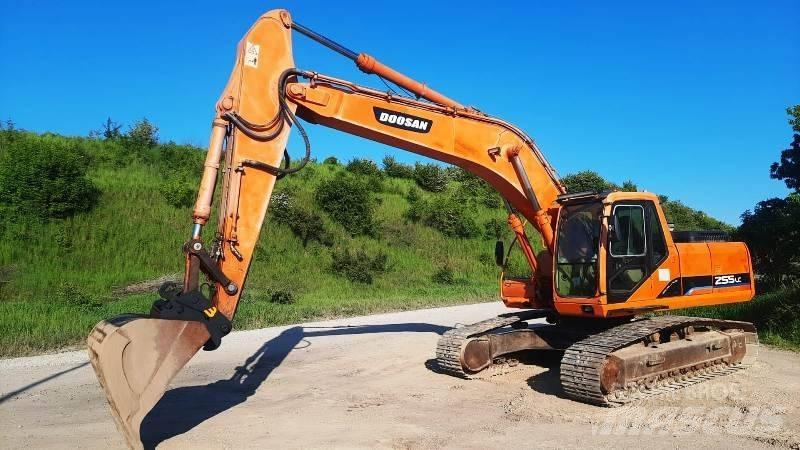 Daewoo S255 LC Raupenbagger