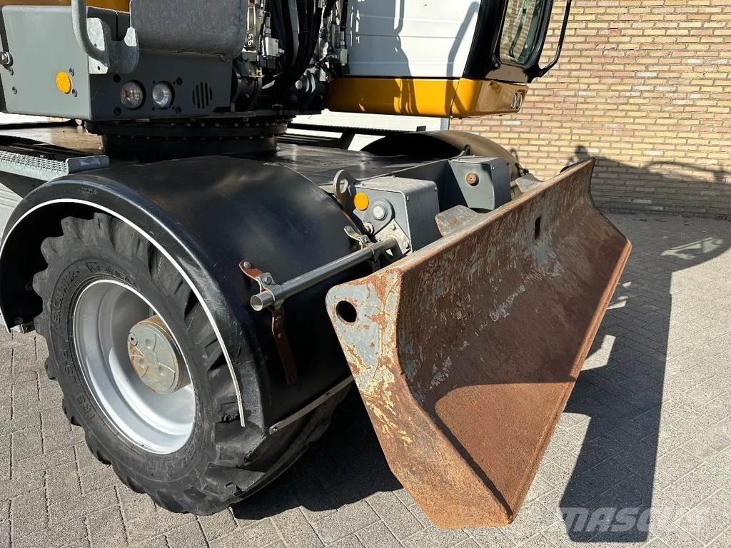 Liebherr A914 Mobilbagger