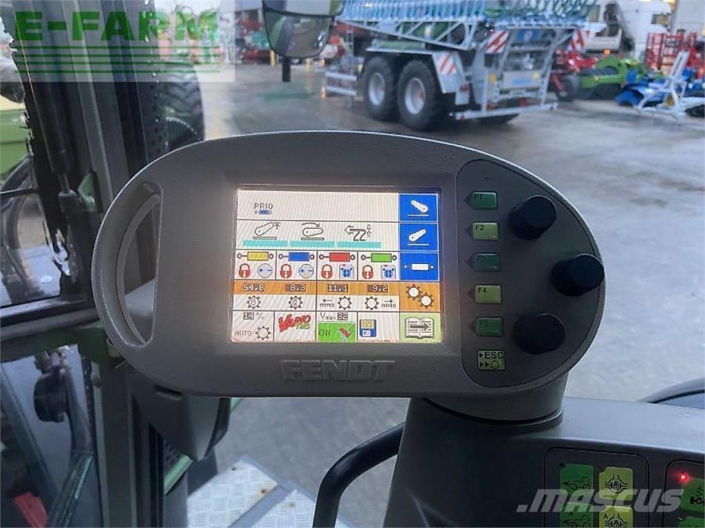 Fendt 820 vario Traktoren