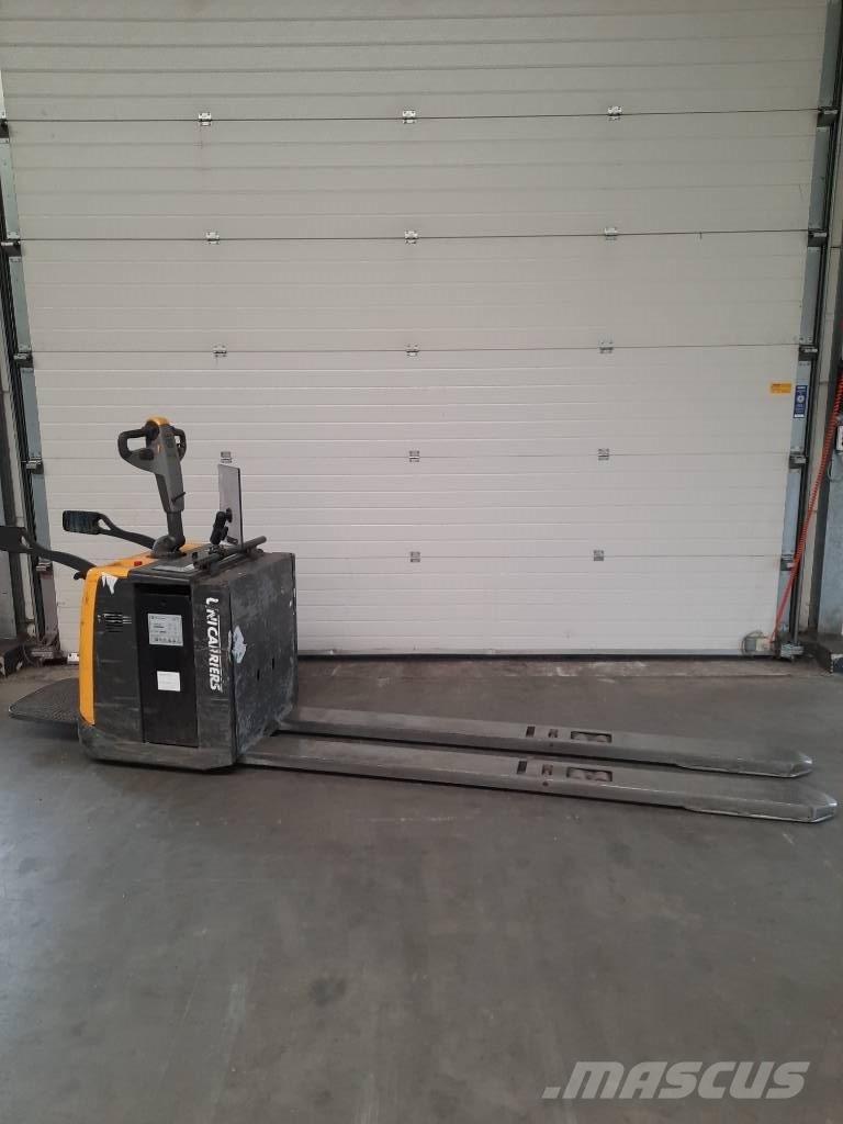 UniCarriers PMR200P Gabelstapler mit Fahrerstand