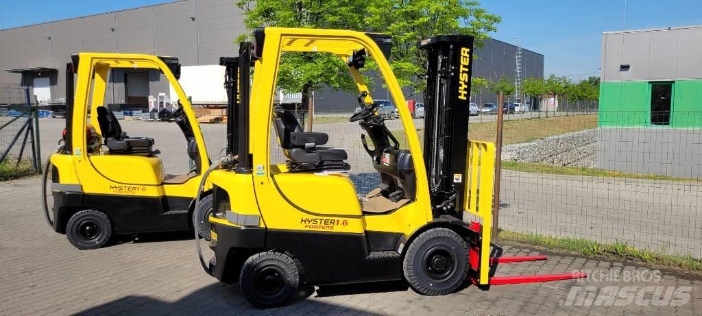 Hyster H 1.6 FT Gas Stapler