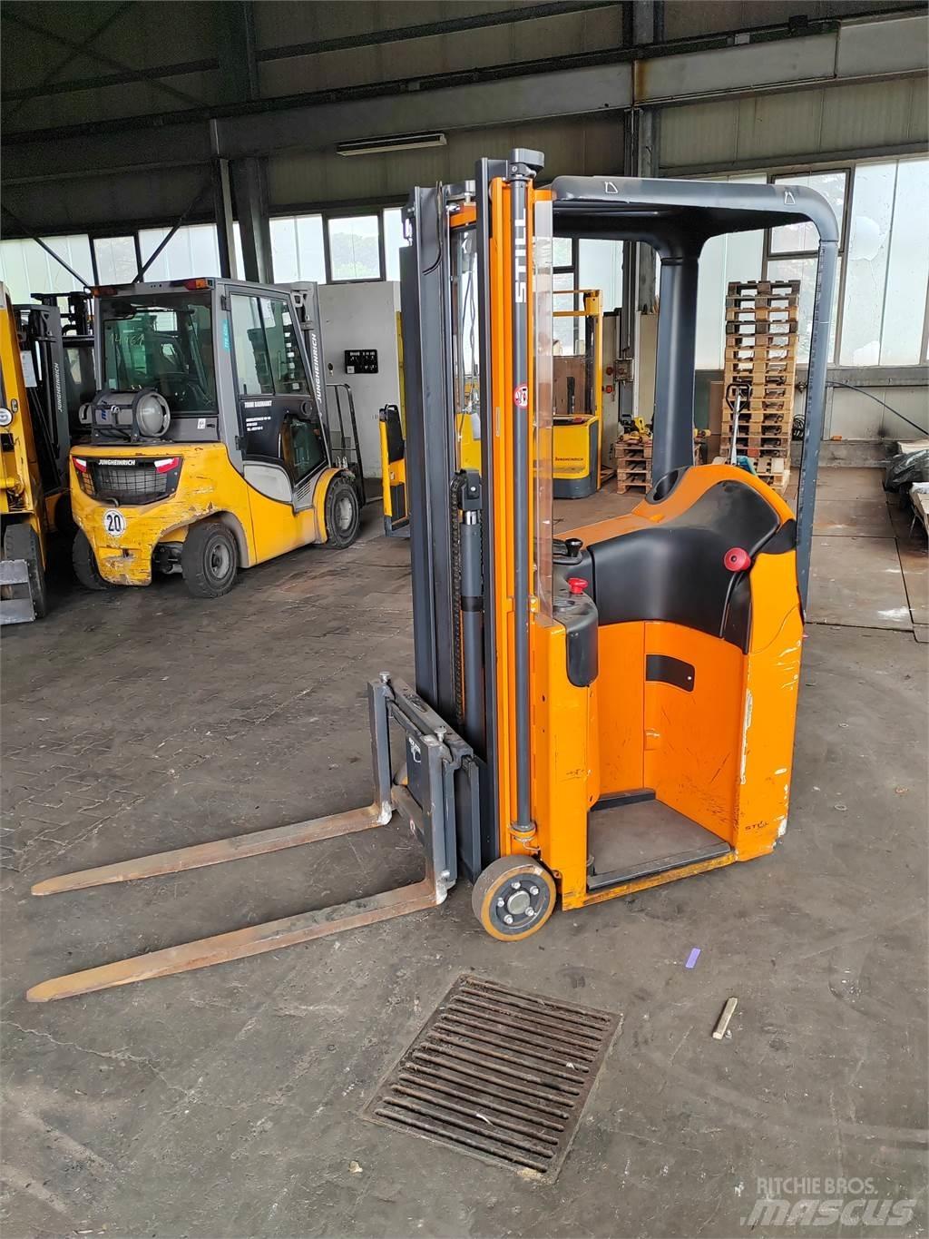 Still ESM10 Gabelstapler mit Fahrerstand