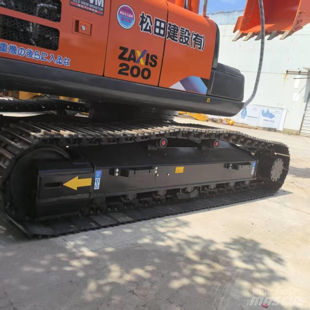Hitachi ZX200 Raupenbagger