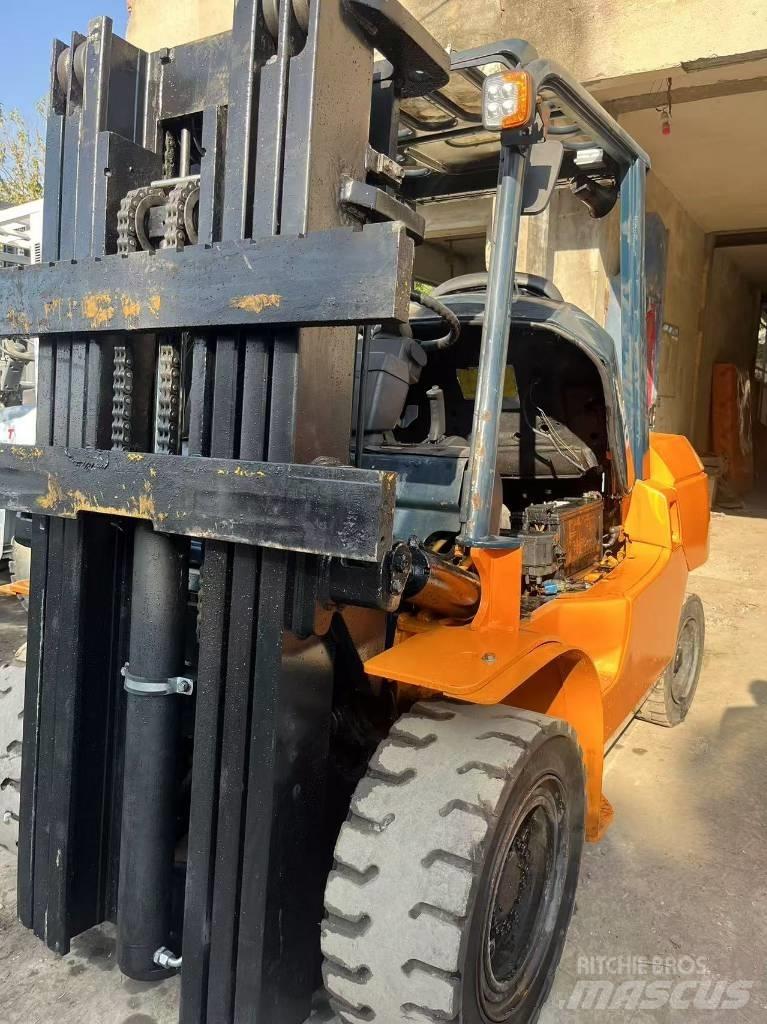 Toyota FD 50 Diesel Stapler