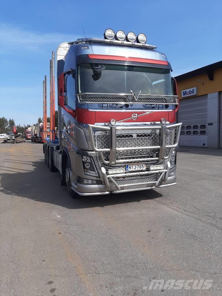 Volvo FH 16 Holzfahrzeuge
