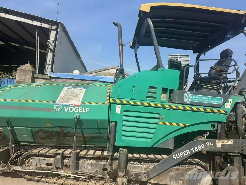 Vögele 1880-2l Strassenfertiger