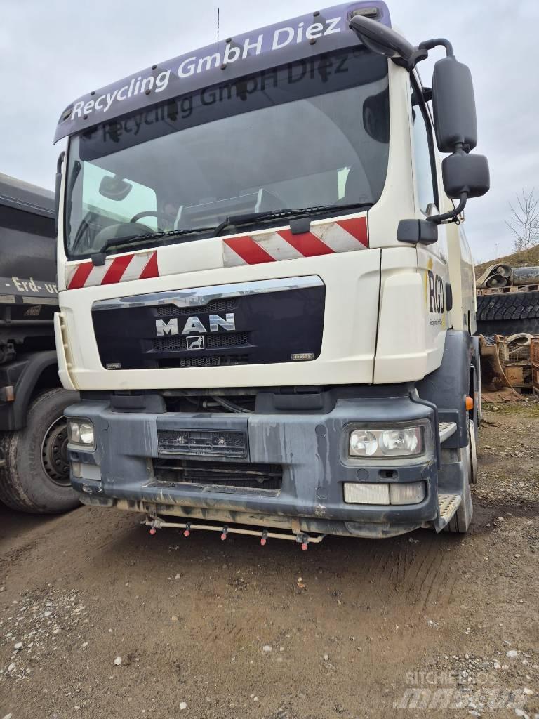 MAN TGM 18.290 Kehrmaschine