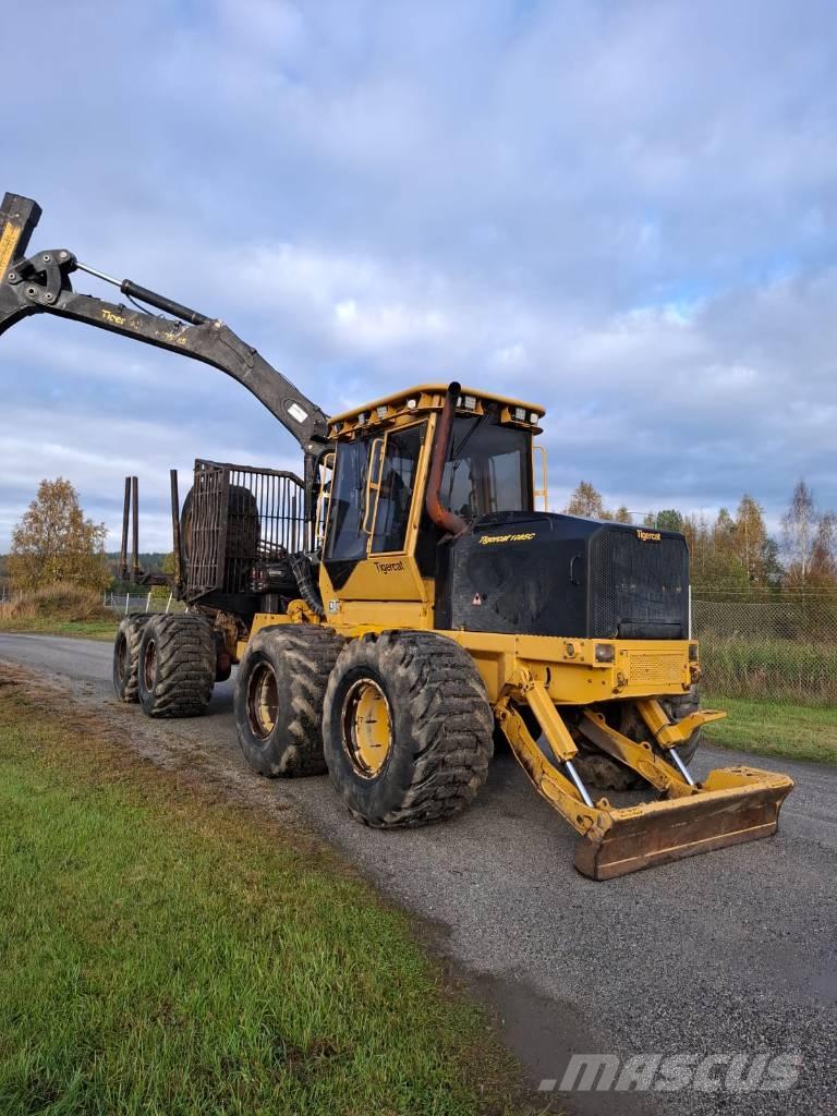 Tigercat 1085 Forwarder