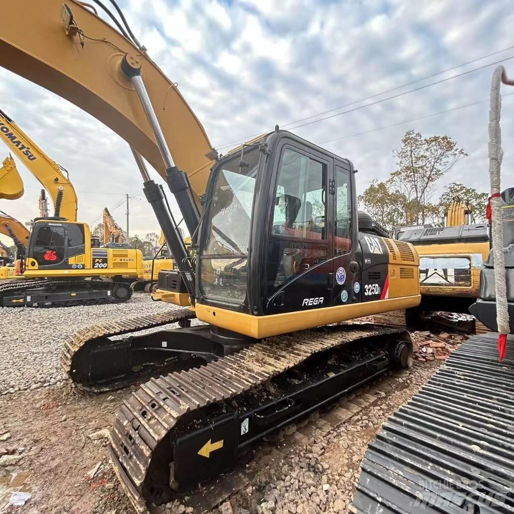 CAT 325 D Raupenbagger