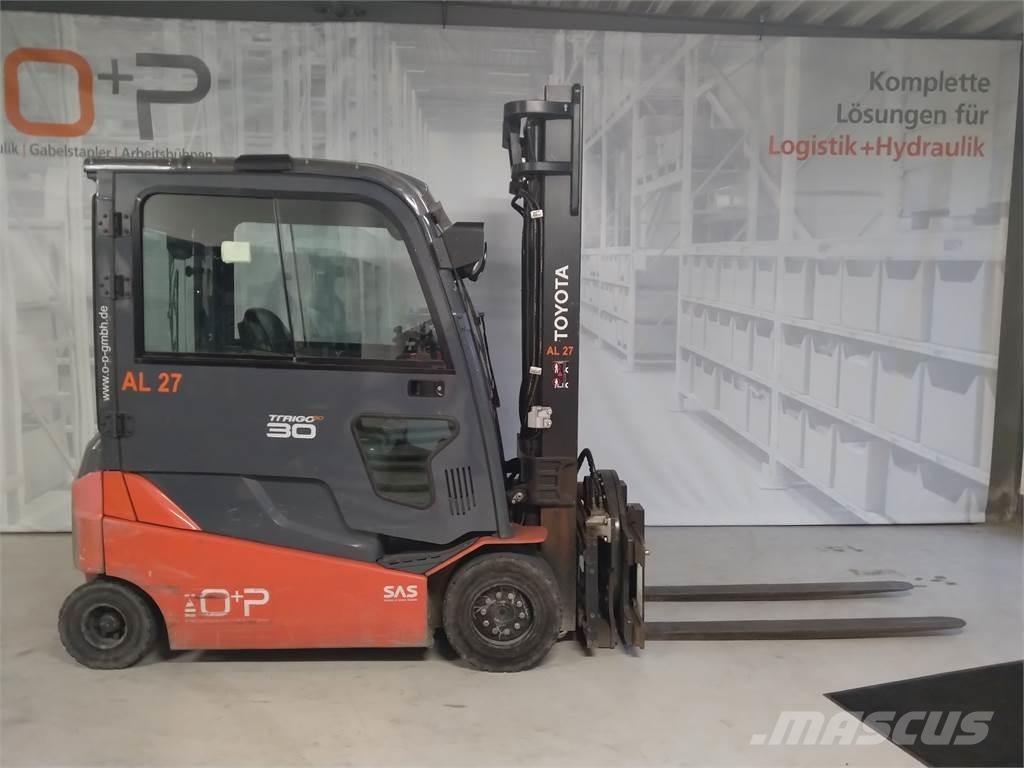 Toyota 8FBMT30 Elektro Stapler