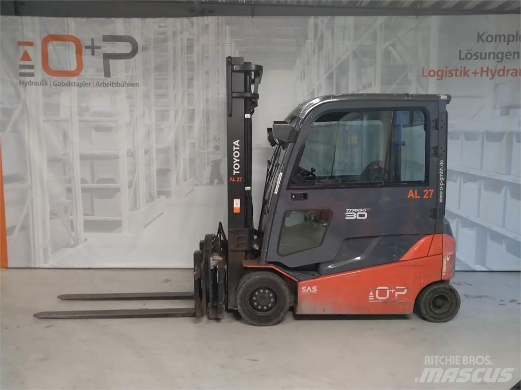 Toyota 8FBMT30 Elektro Stapler