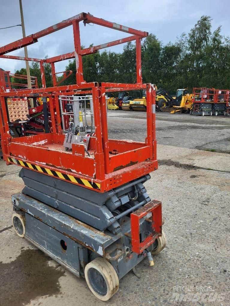 SkyJack 32/19 Scheren-Arbeitsbühnen