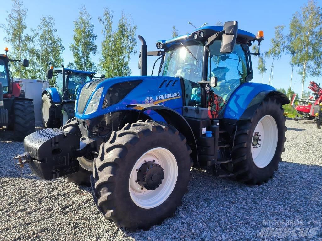 New Holland T 7.230 Traktoren