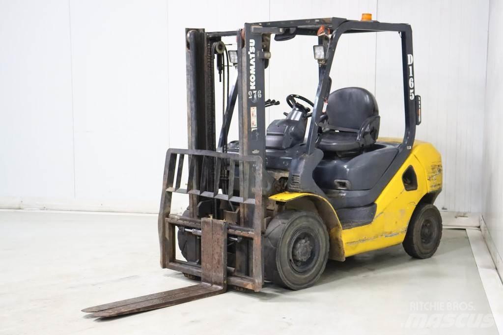Komatsu FD25T-16 Diesel Stapler