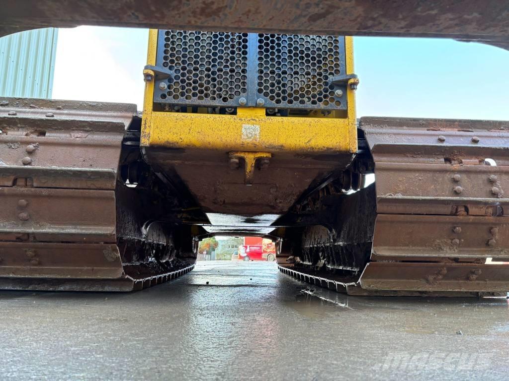 Komatsu D65PX-18E0 Bulldozer