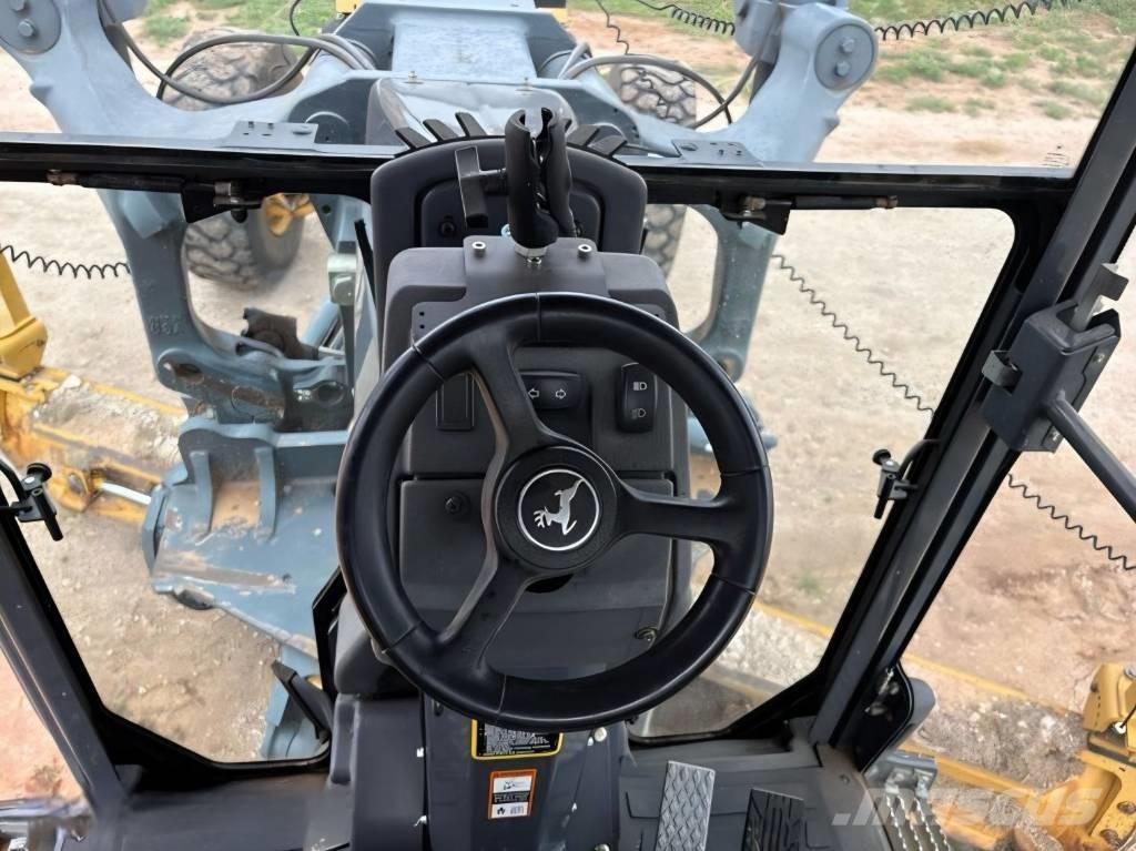 DEERE 772GP Grader