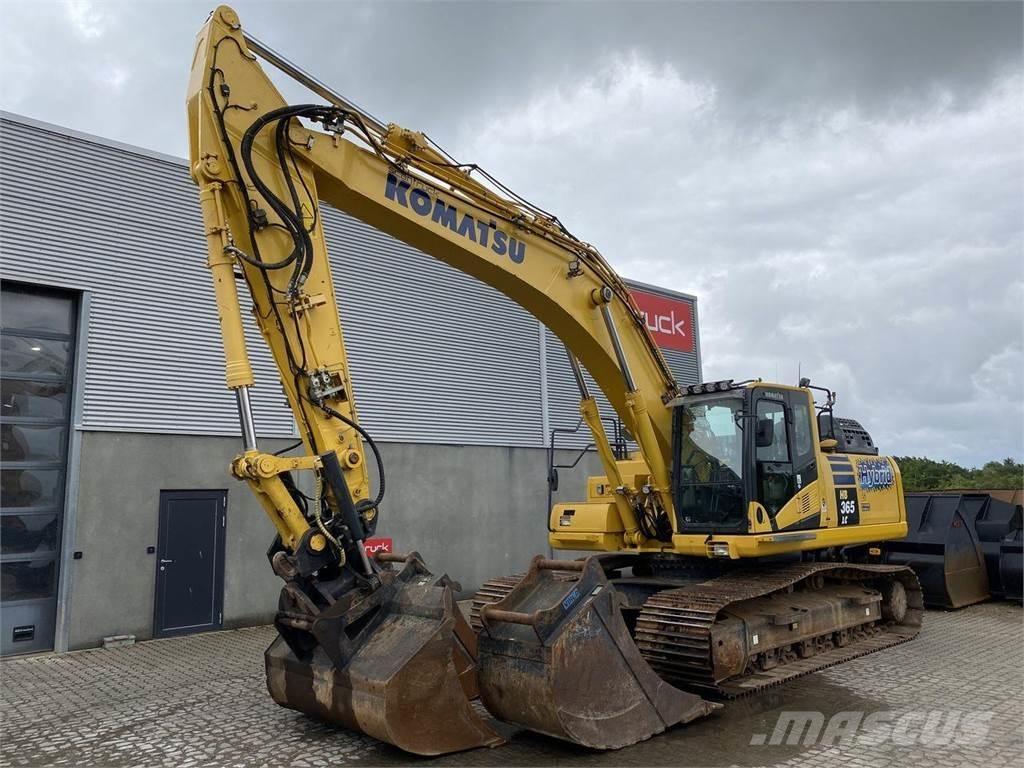 Komatsu HB365LC-3 Raupenbagger