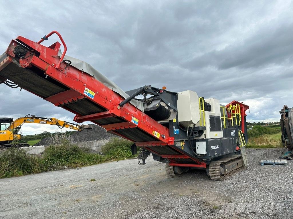 Sandvik QJ 241 Mobile Brecher