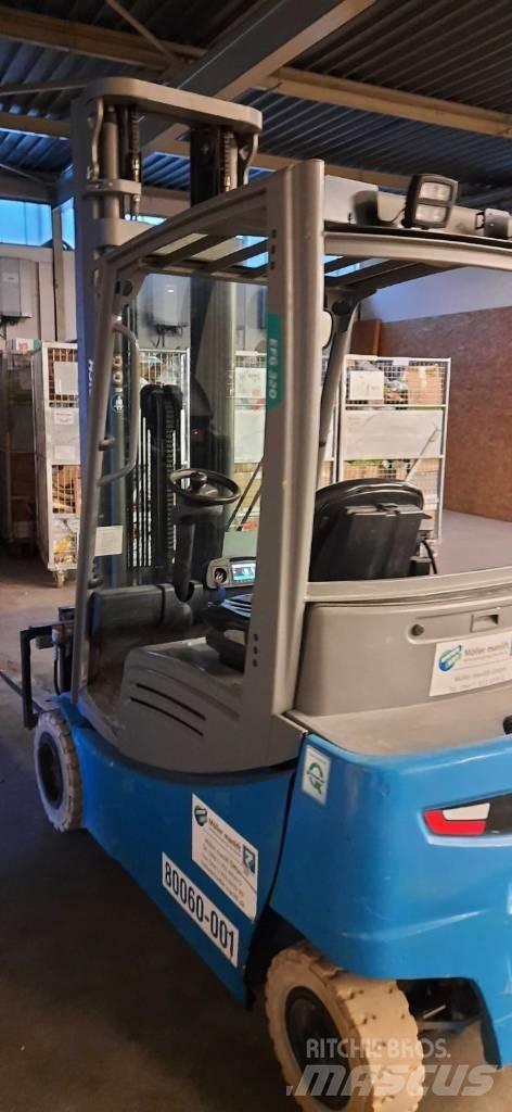 Jungheinrich EFG 320 Elektro Stapler