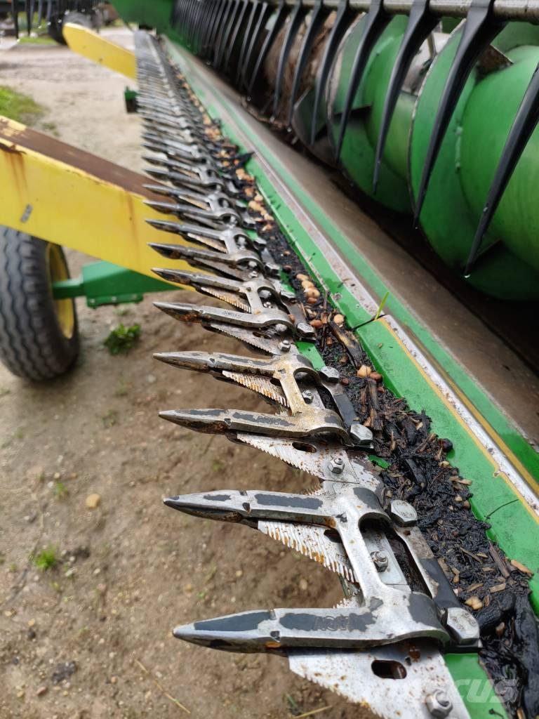 John Deere W 440 Mähdrescher